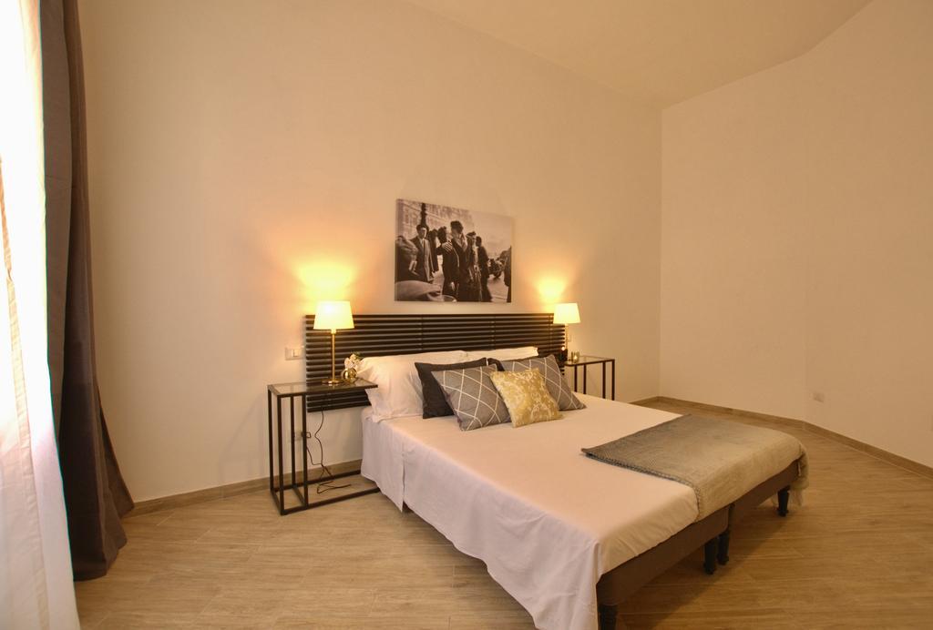 Ostia Domus In Laterano Apartamento